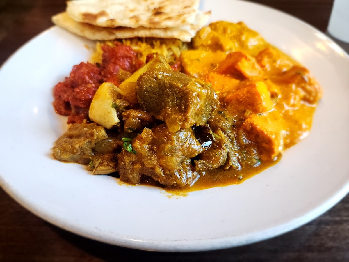 Bawarchi Indian Grill & Bar - Des Moines-10