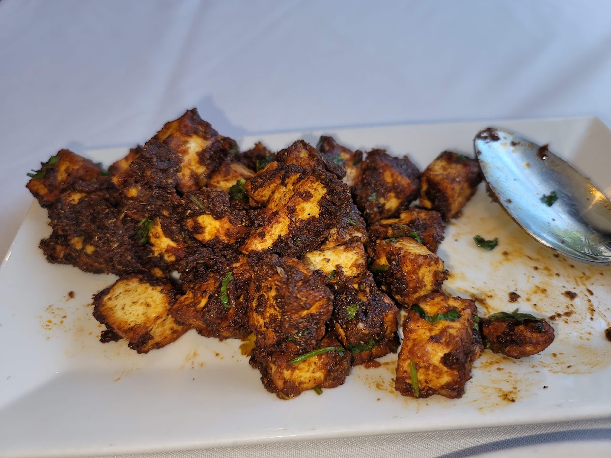 Bawarchi Indian Grill & Bar - Des Moines-8